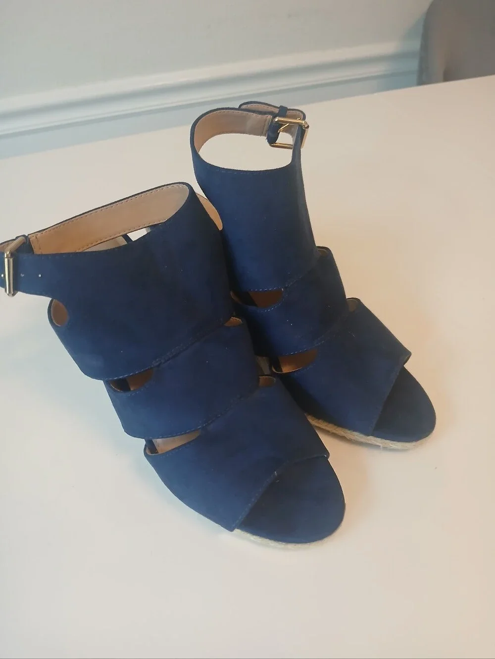 Apartment 9 Wedge Sandal Size 8.5